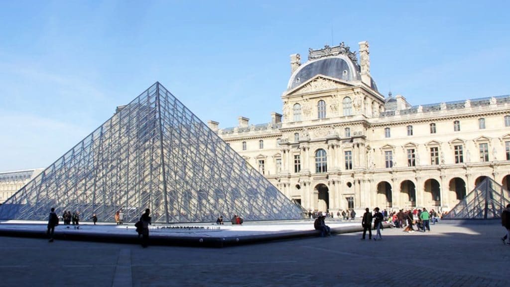 Visiter Paris : Le Louvre