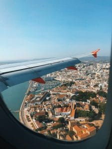 EasyJet vue de la fenêtre de l'avion