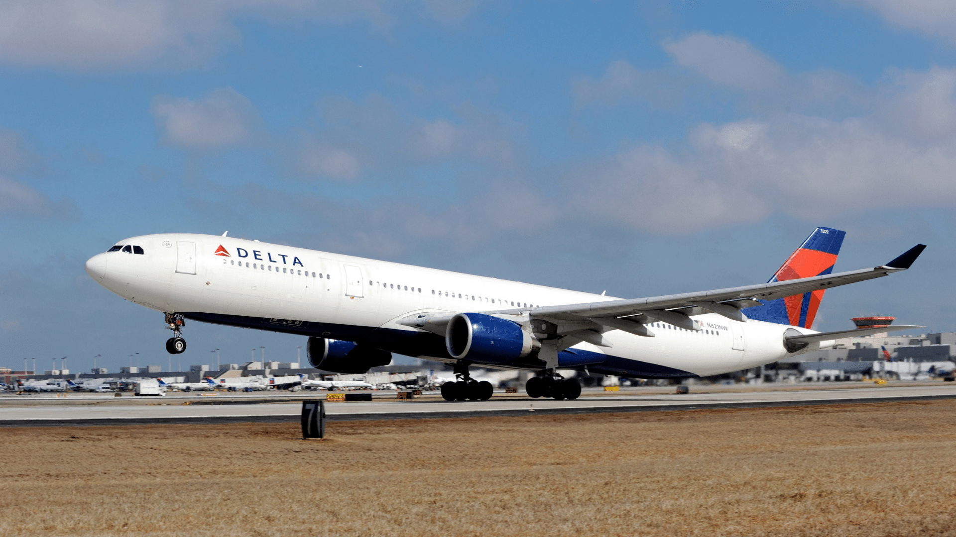 Delta-A330-300