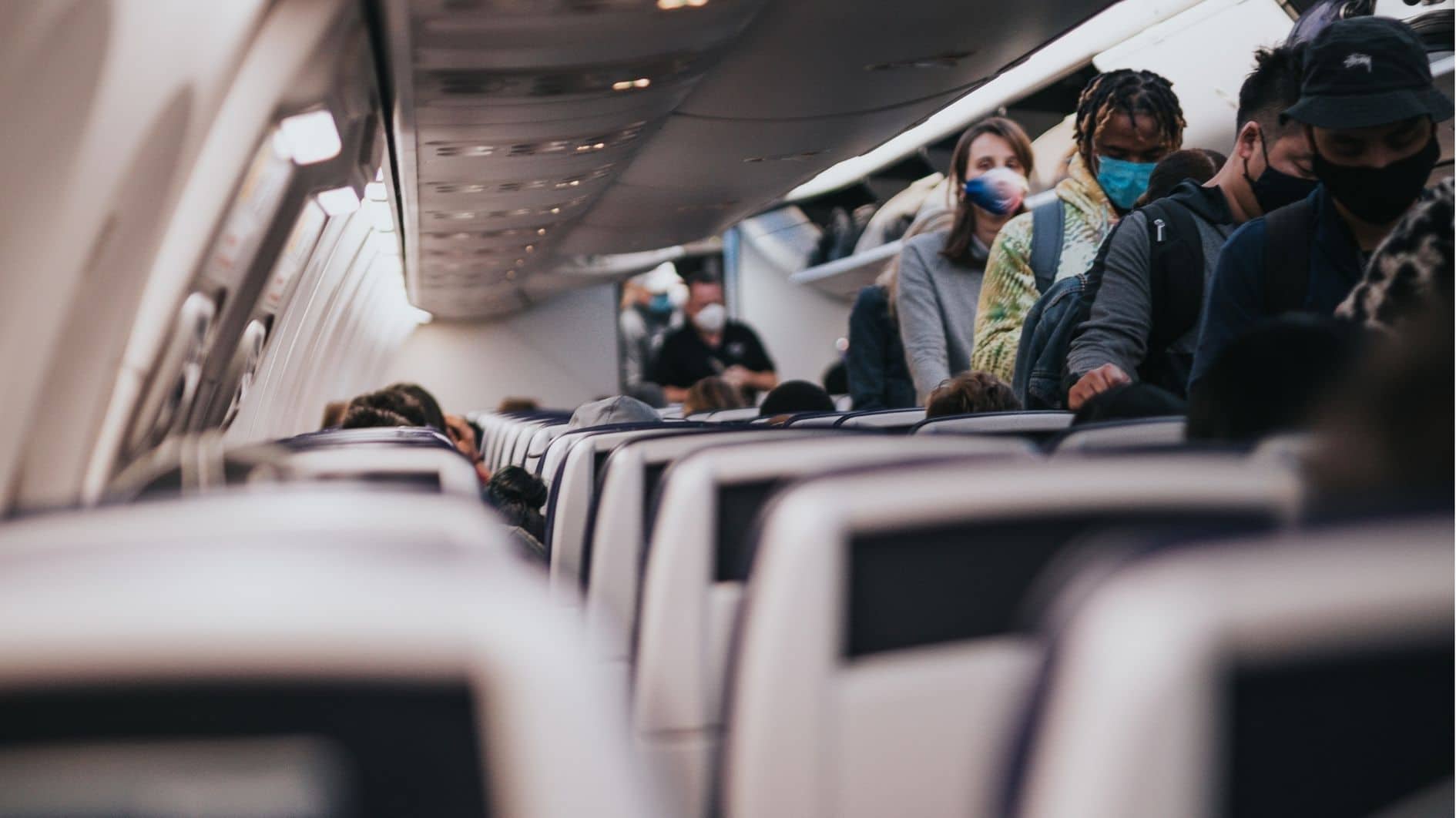 Coronavirus : masque en avion