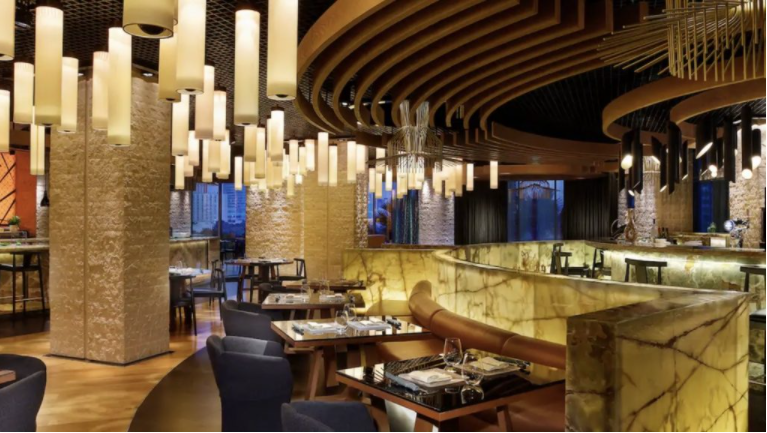 quatrième nuit gratuite au Conrad Abu Dhabi Etihad Towers