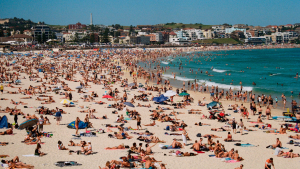 Touristes sur la plage