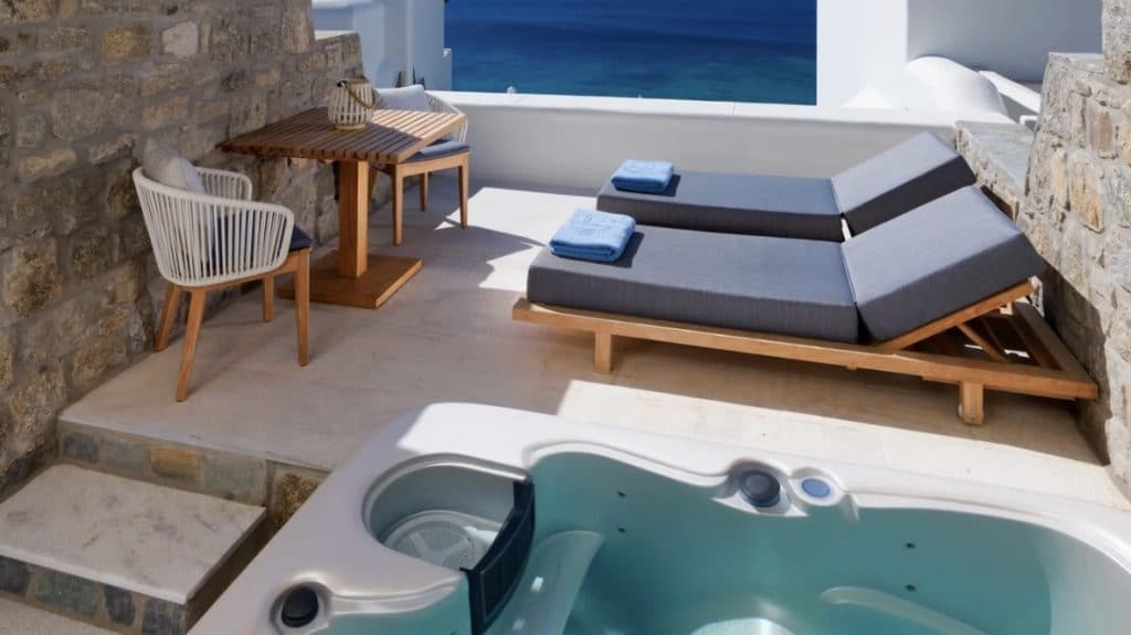 Mykonos Grand Hotel & Resort -chambres avec jacuzzi privatif pour un week-end en amoureux